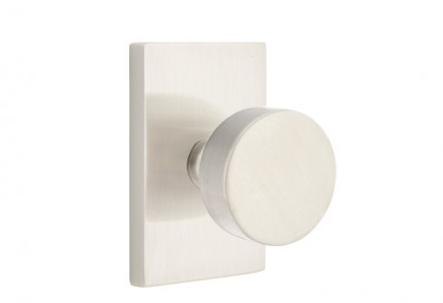 Emtek Round Knob Modern Rect. Rosette Privacy LH, Satin Nickel