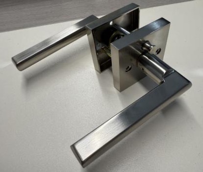 Privacy Lock SN Flat Handle 50894K-BK-BL