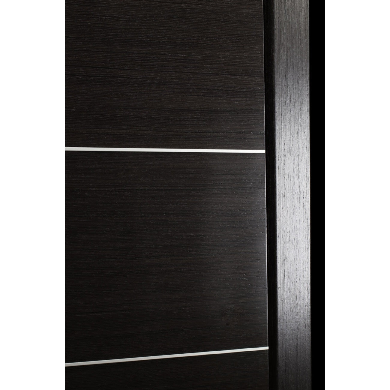 Avanti 4H Black Apricot