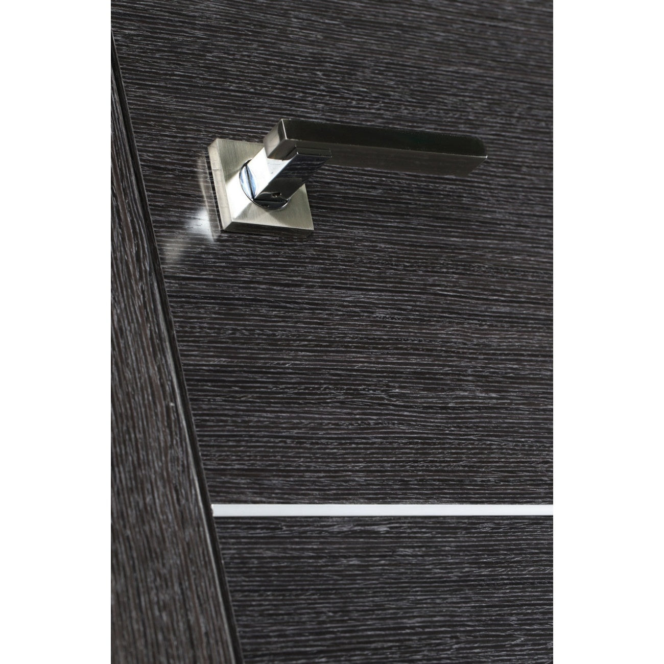 Avanti 4H Black Apricot