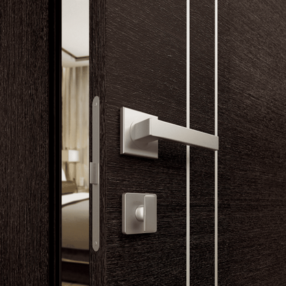 Avanti 2V Black Apricot